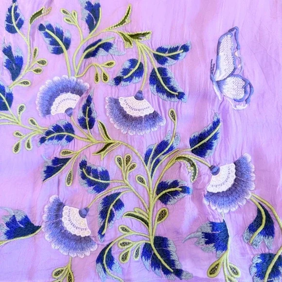 Johnny Was Slim Audrey Tunic Womens Boho M Lavender Embroidered Butterfly Top - Picture 8 of 16